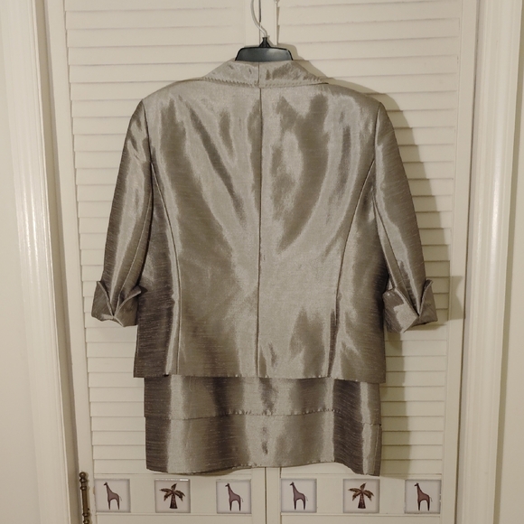 Kasper Metallic Silver Skirt Suit - Picture 6 of 15